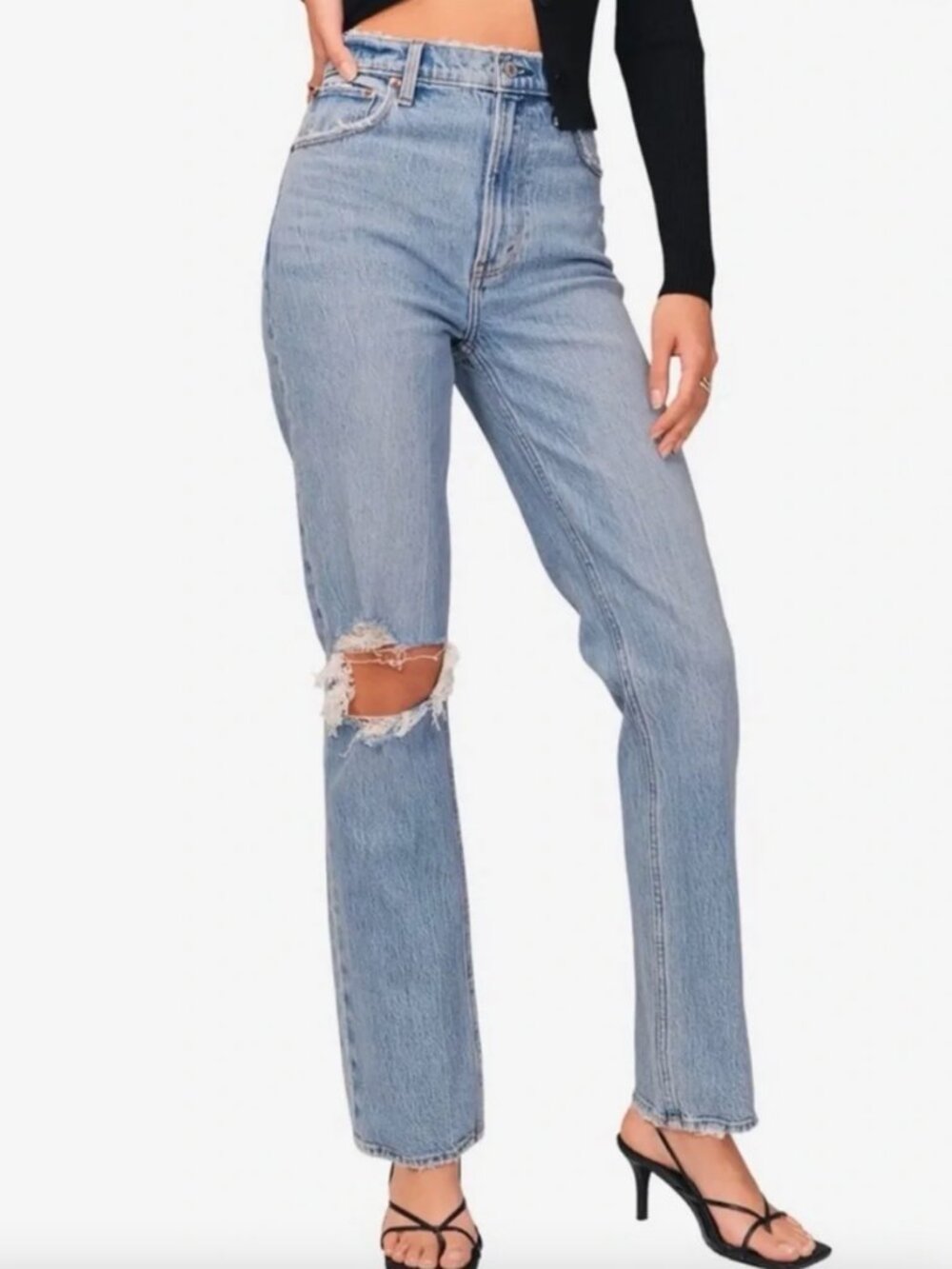 Abercrombie The ’90s Straight Ultra High Rise Distressed Jeans 30/10R